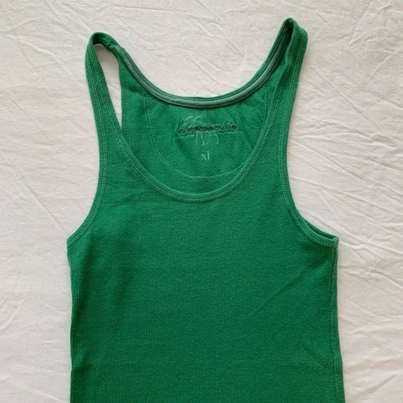 Abercrombie Ribbed Green Tank Top Juniors - Picture 2 of 15